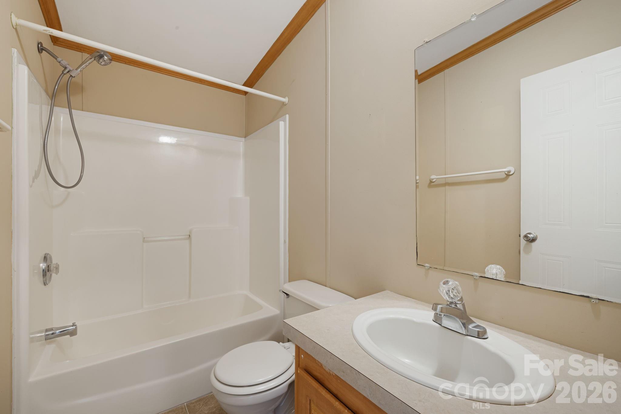 142 Josiah Lane Hendersonville NC 28792