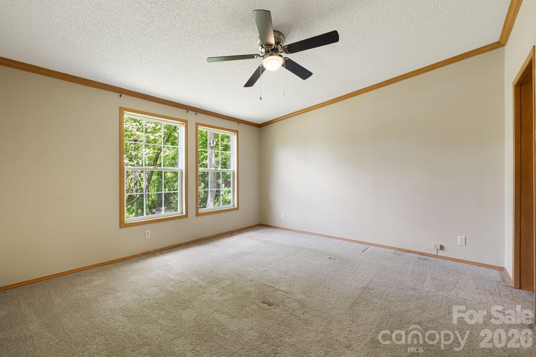 142 Josiah Lane Hendersonville NC 28792