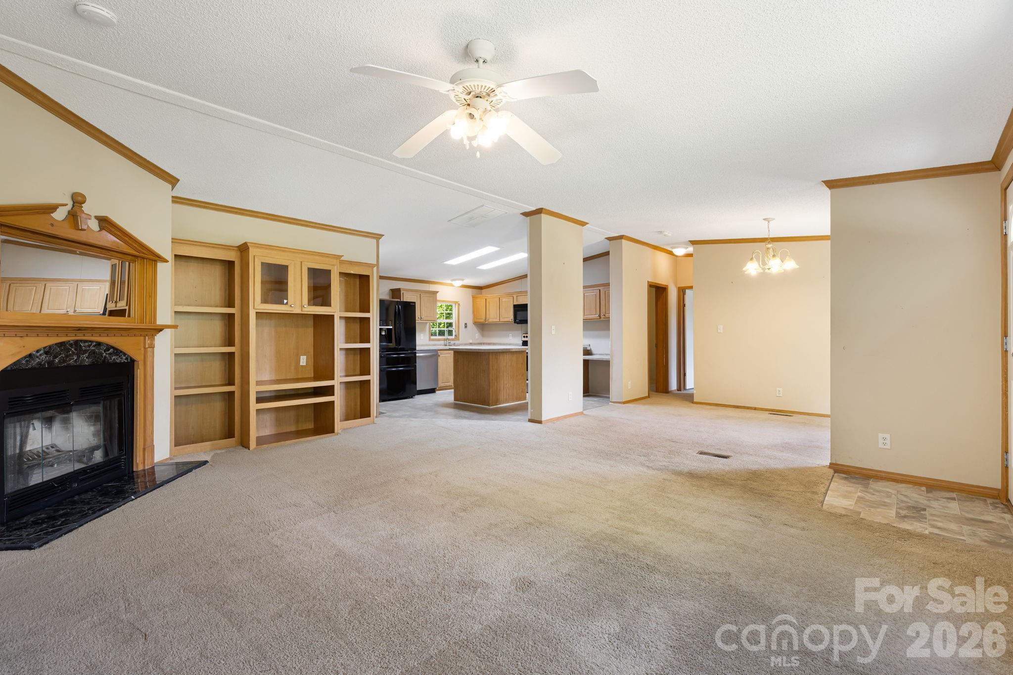 142 Josiah Lane Hendersonville NC 28792