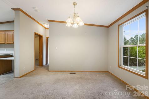 142 Josiah Lane Hendersonville NC 28792