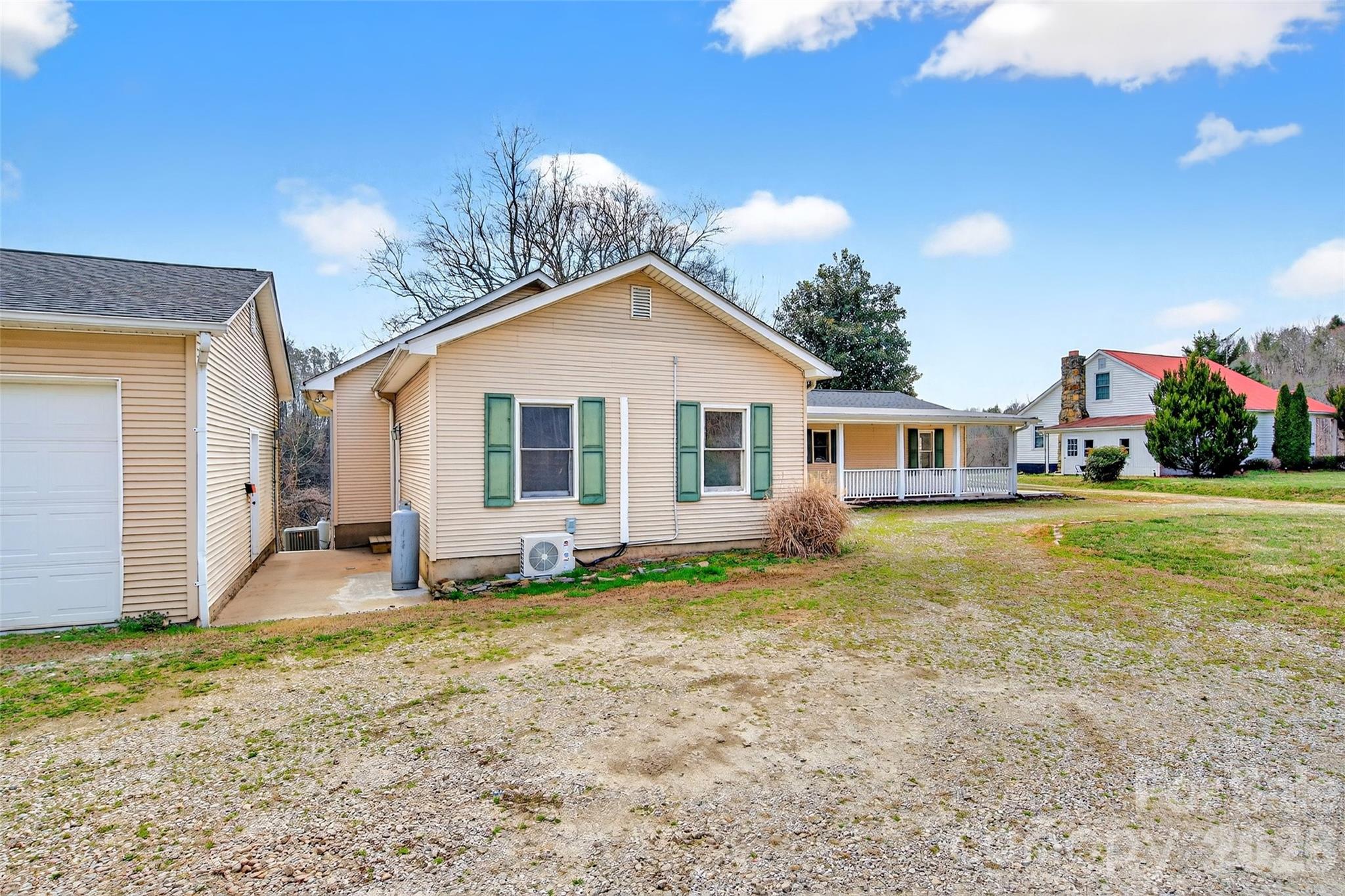 4259 Us 70 Road W Marion NC 28752
