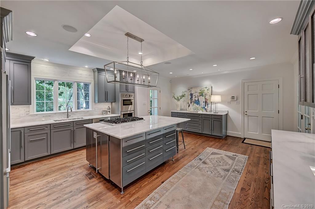 844 Hempstead Place Charlotte NC 28207