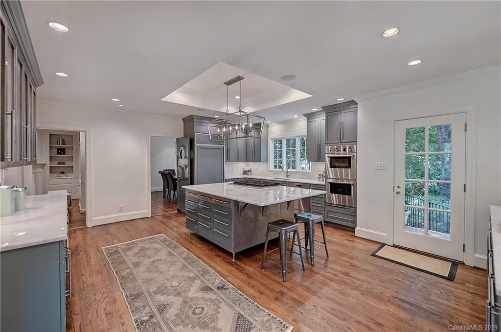 844 Hempstead Place Charlotte NC 28207