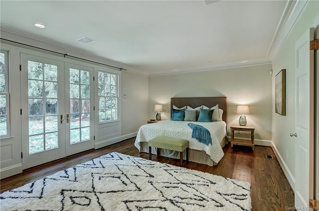 844 Hempstead Place Charlotte NC 28207