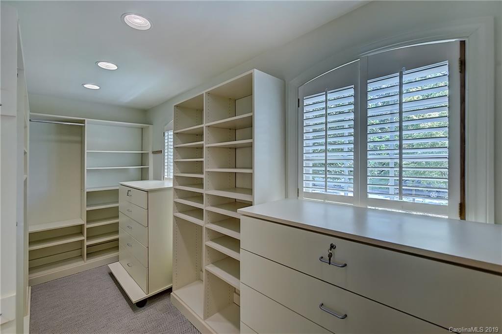 844 Hempstead Place Charlotte NC 28207