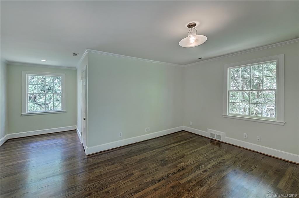 844 Hempstead Place Charlotte NC 28207