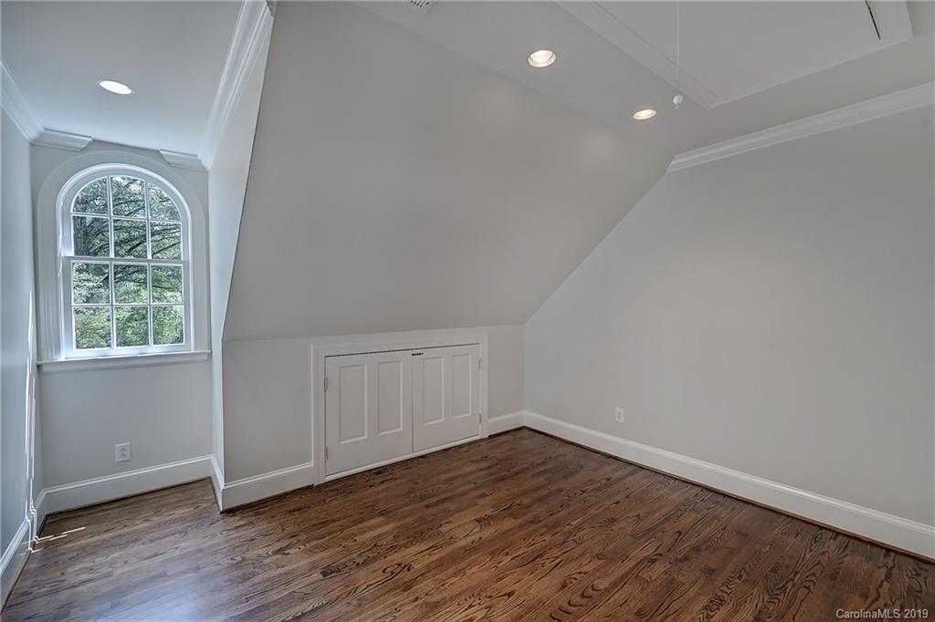 844 Hempstead Place Charlotte NC 28207