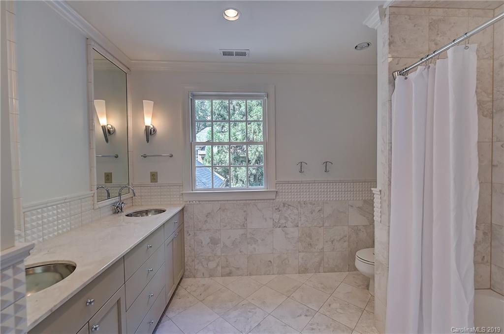 844 Hempstead Place Charlotte NC 28207