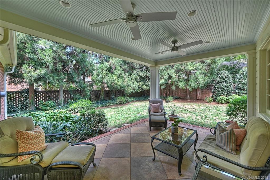 844 Hempstead Place Charlotte NC 28207
