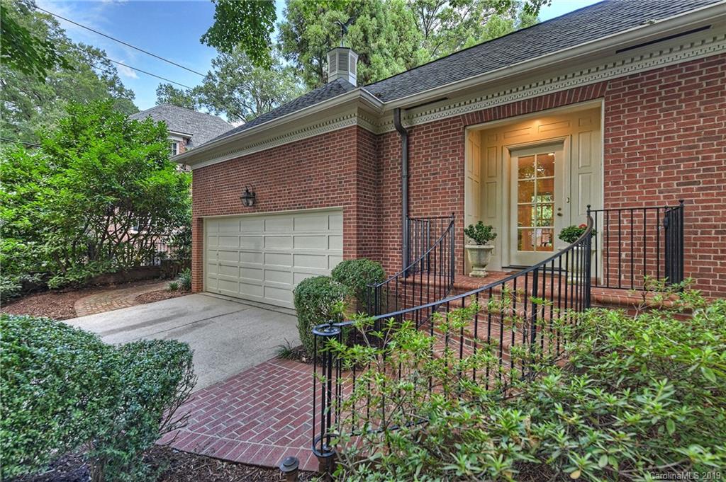 844 Hempstead Place Charlotte NC 28207