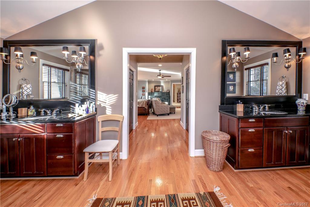 4027 Abingdon Road Charlotte NC 28211
