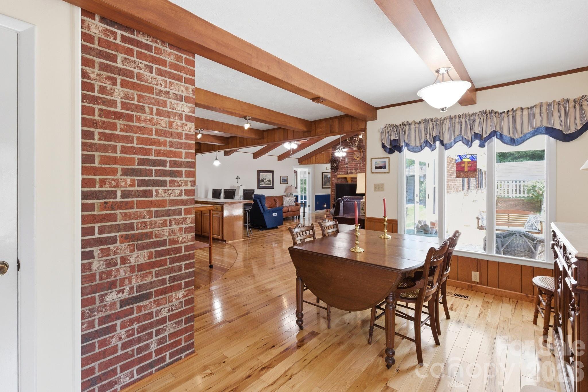 912 Briggs Street NW Valdese NC 28690