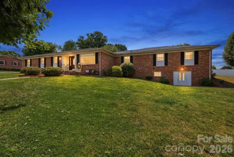 912 Briggs Street NW Valdese NC 28690