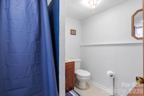 912 Briggs Street NW Valdese NC 28690