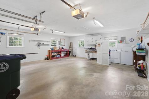 912 Briggs Street NW Valdese NC 28690