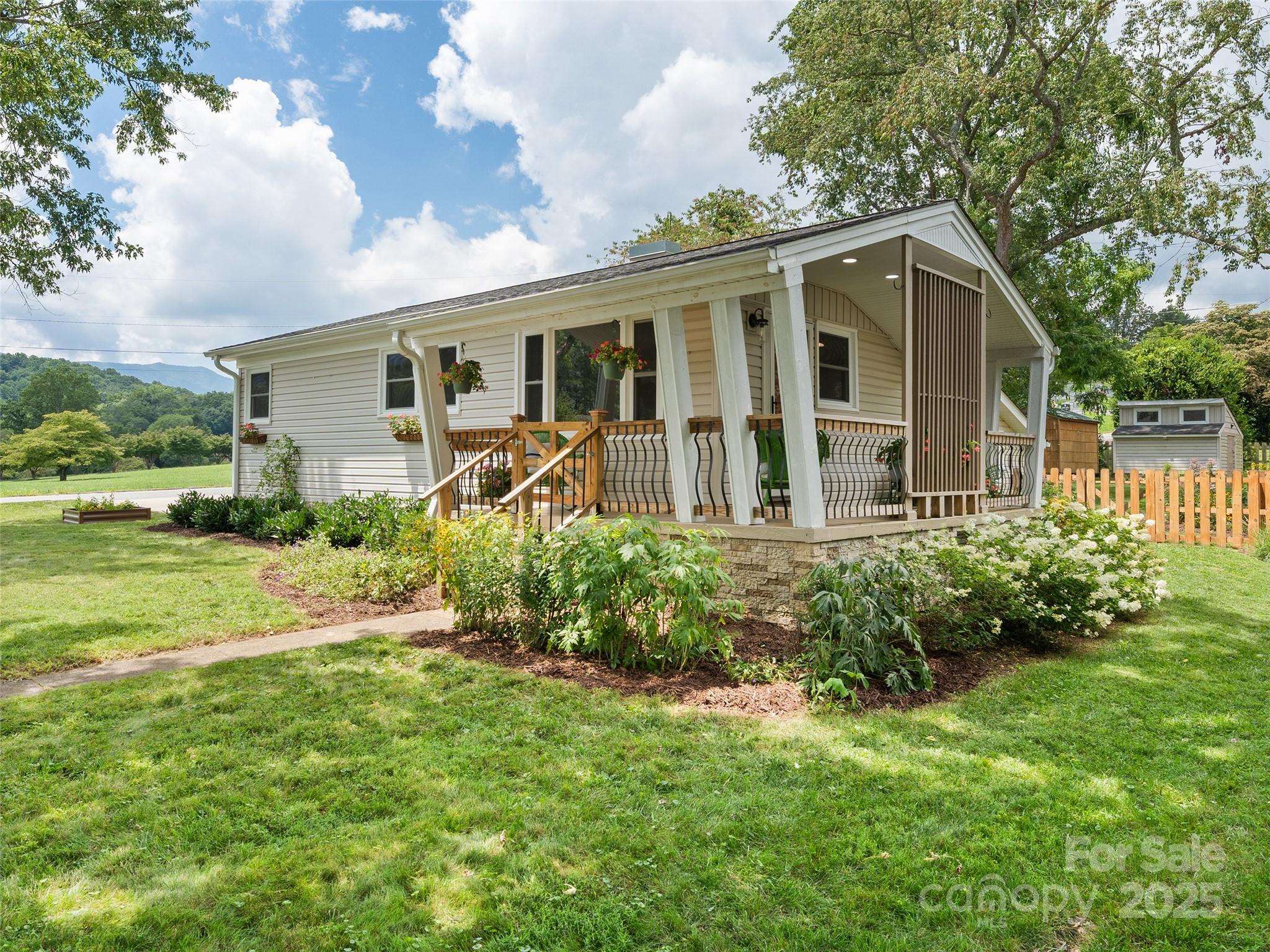 250 Shelton Street Waynesville NC 28786