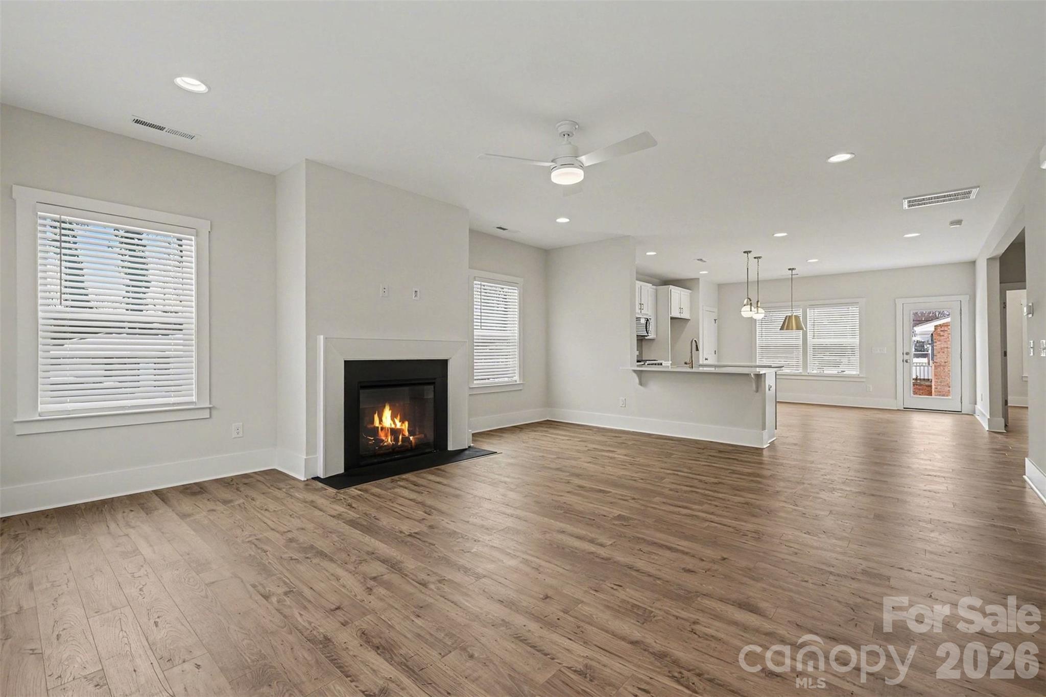 4768 Americana Avenue Charlotte NC 28215