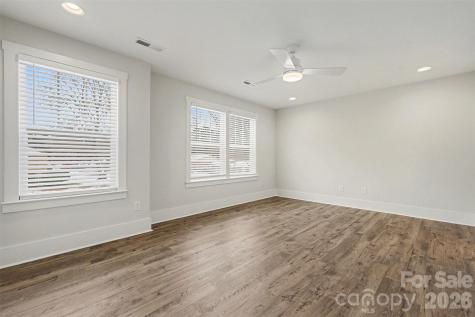 4768 Americana Avenue Charlotte NC 28215