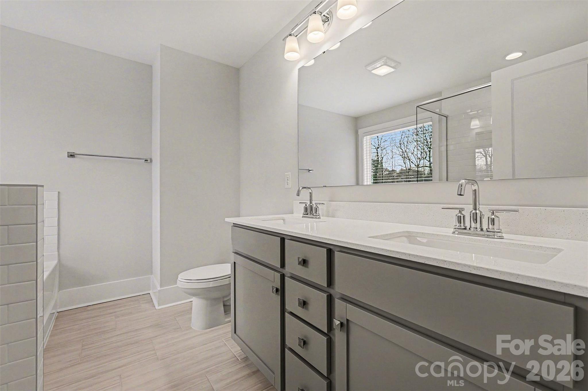 4768 Americana Avenue Charlotte NC 28215