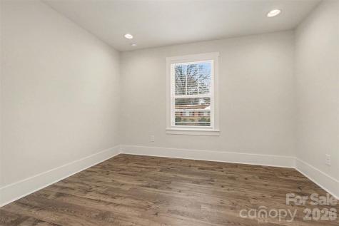 4768 Americana Avenue Charlotte NC 28215