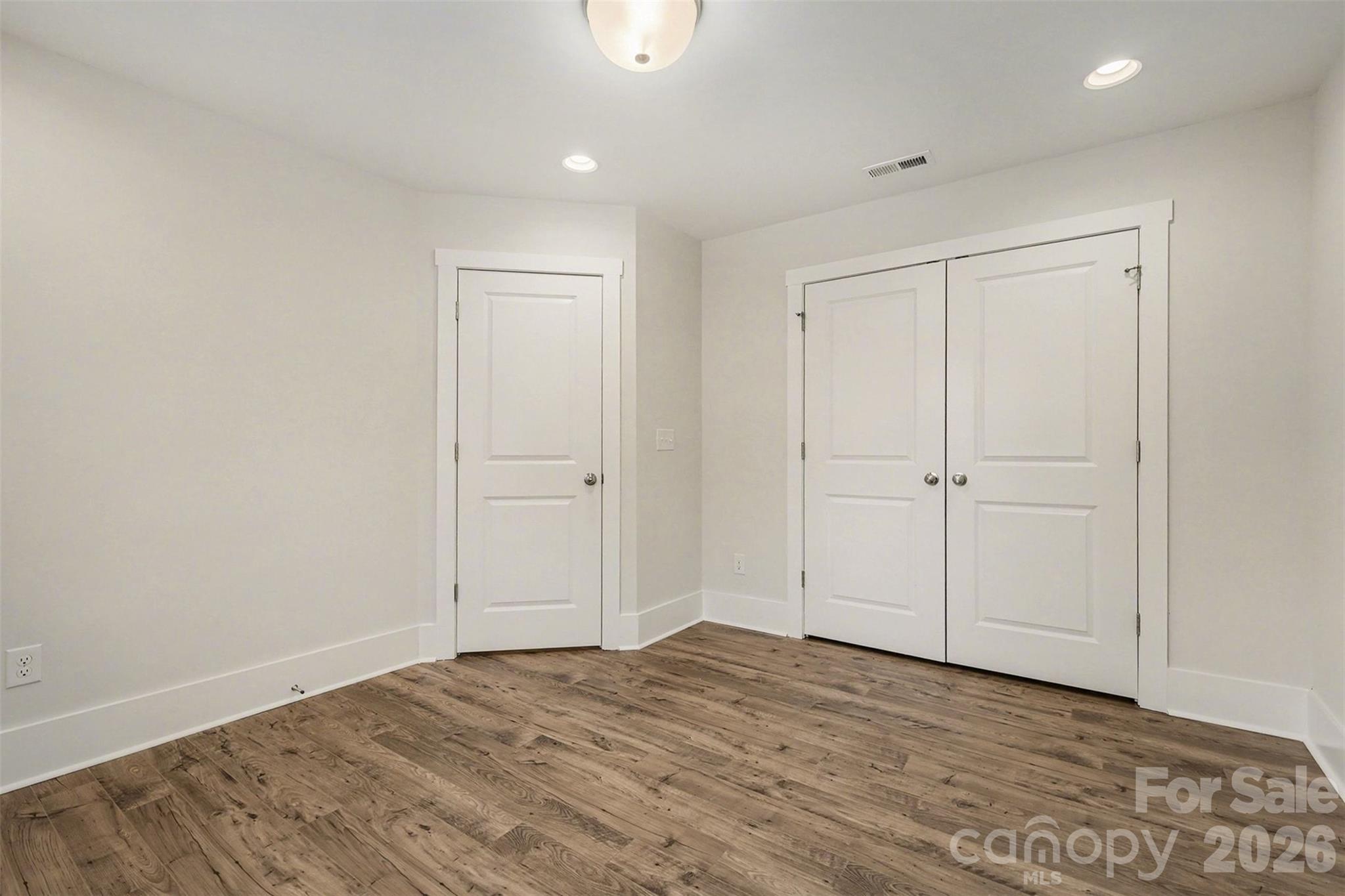 4768 Americana Avenue Charlotte NC 28215