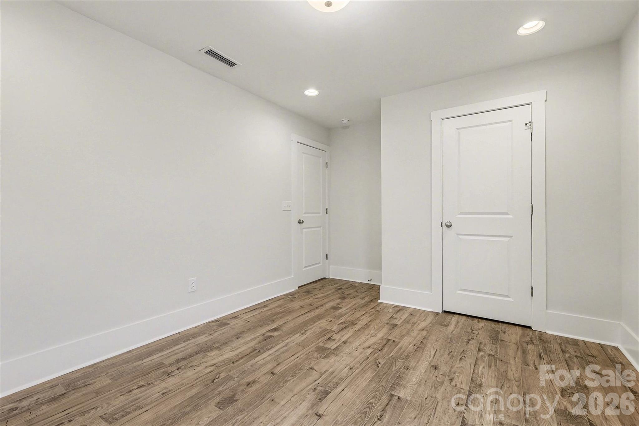 4768 Americana Avenue Charlotte NC 28215