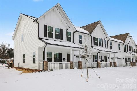 4768 Americana Avenue Charlotte NC 28215
