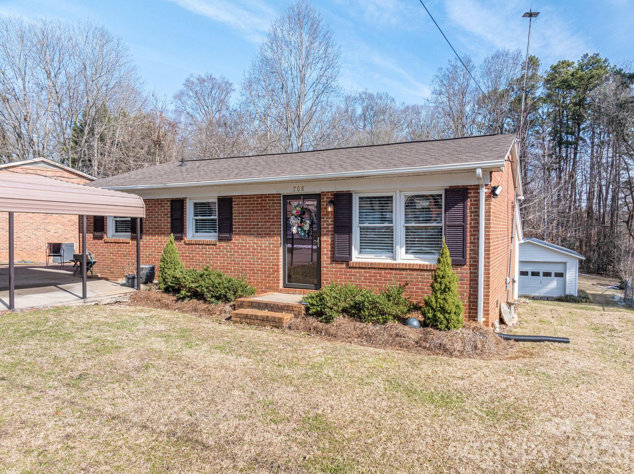 708 Noles Drive Mount Holly NC 28120