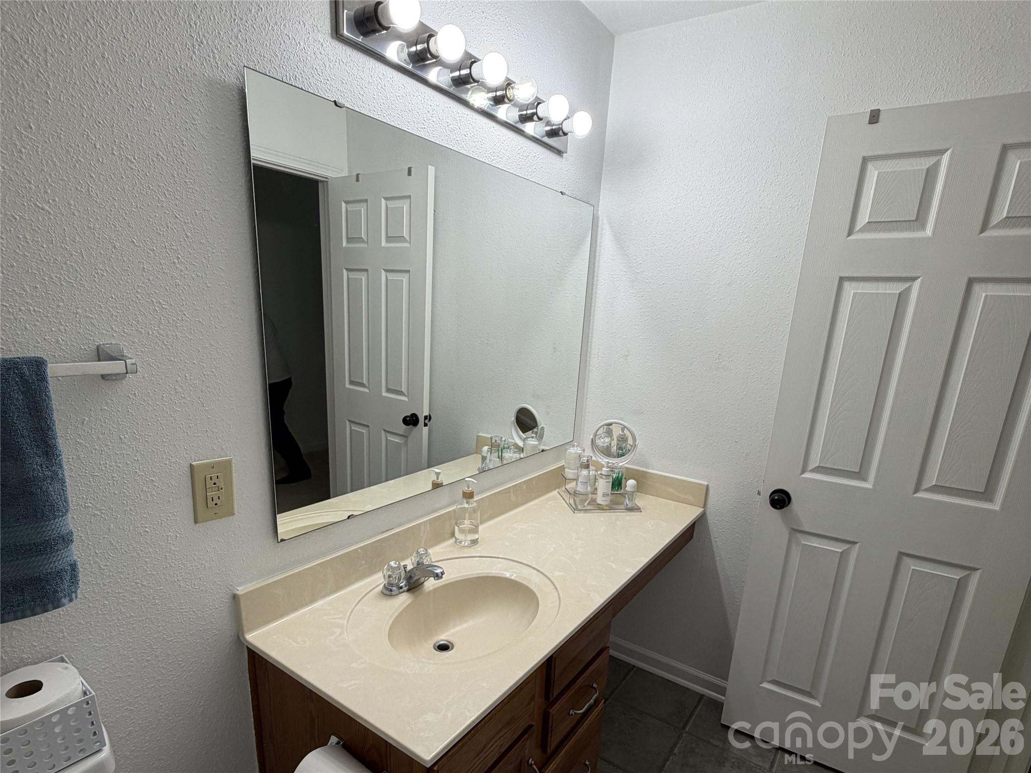 6445 Matlea Court Charlotte NC 28215