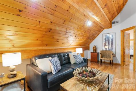 205 Chestnut Village Mars Hill NC 28754