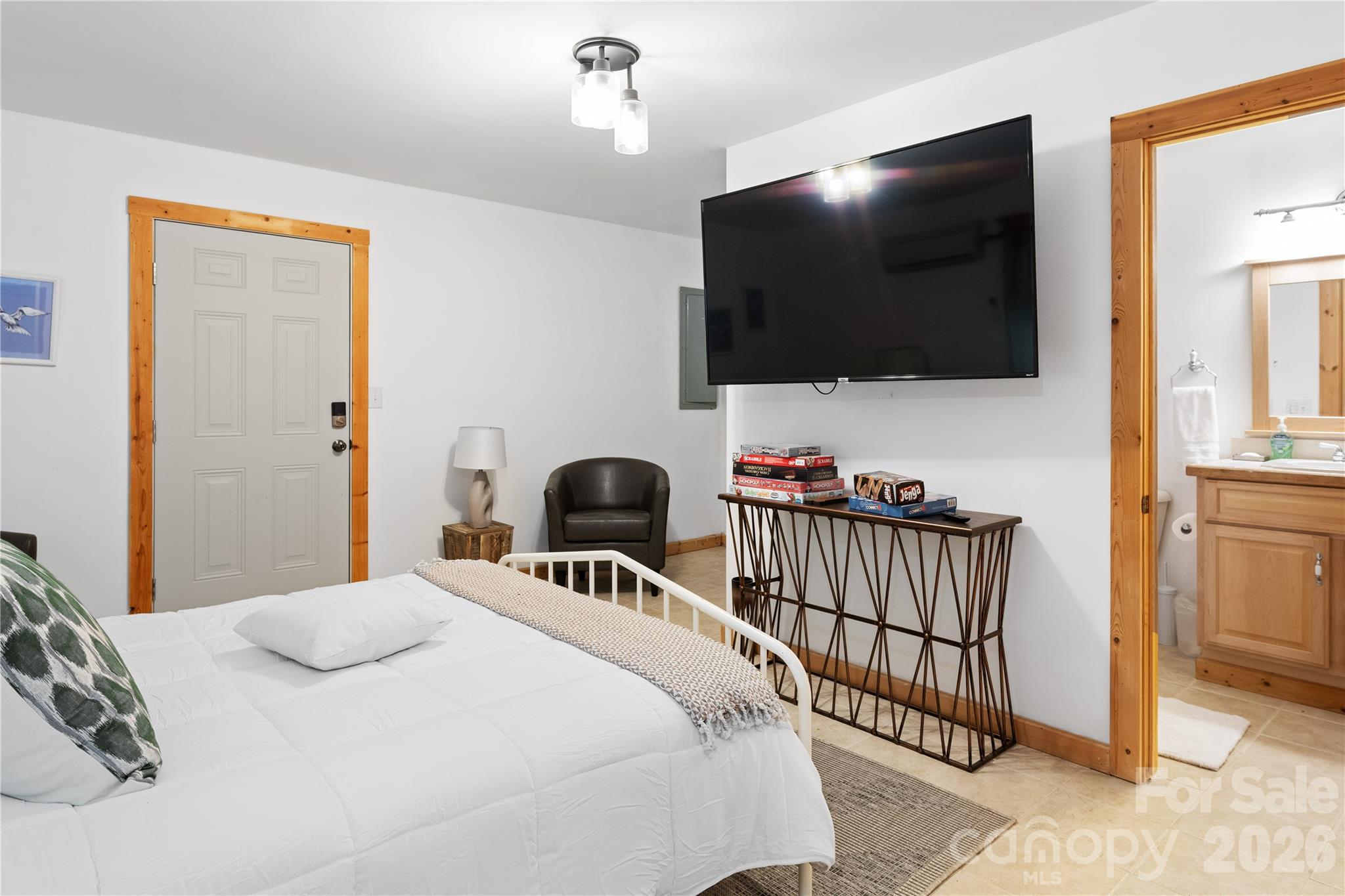 205 Chestnut Village Mars Hill NC 28754