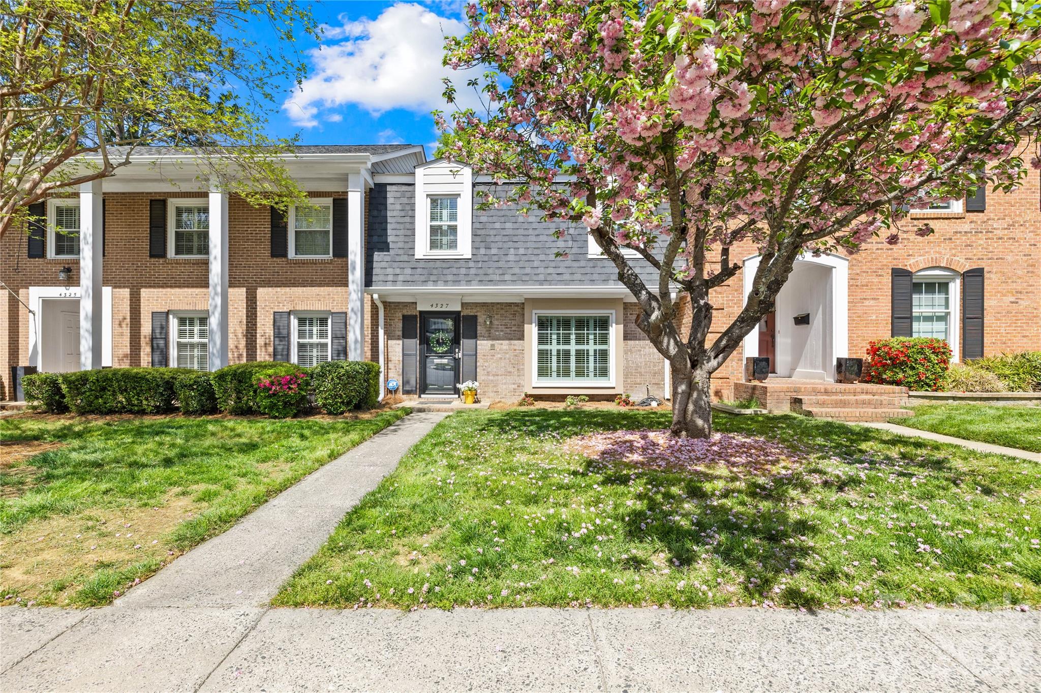 4327 Silo Lane Charlotte NC 28226