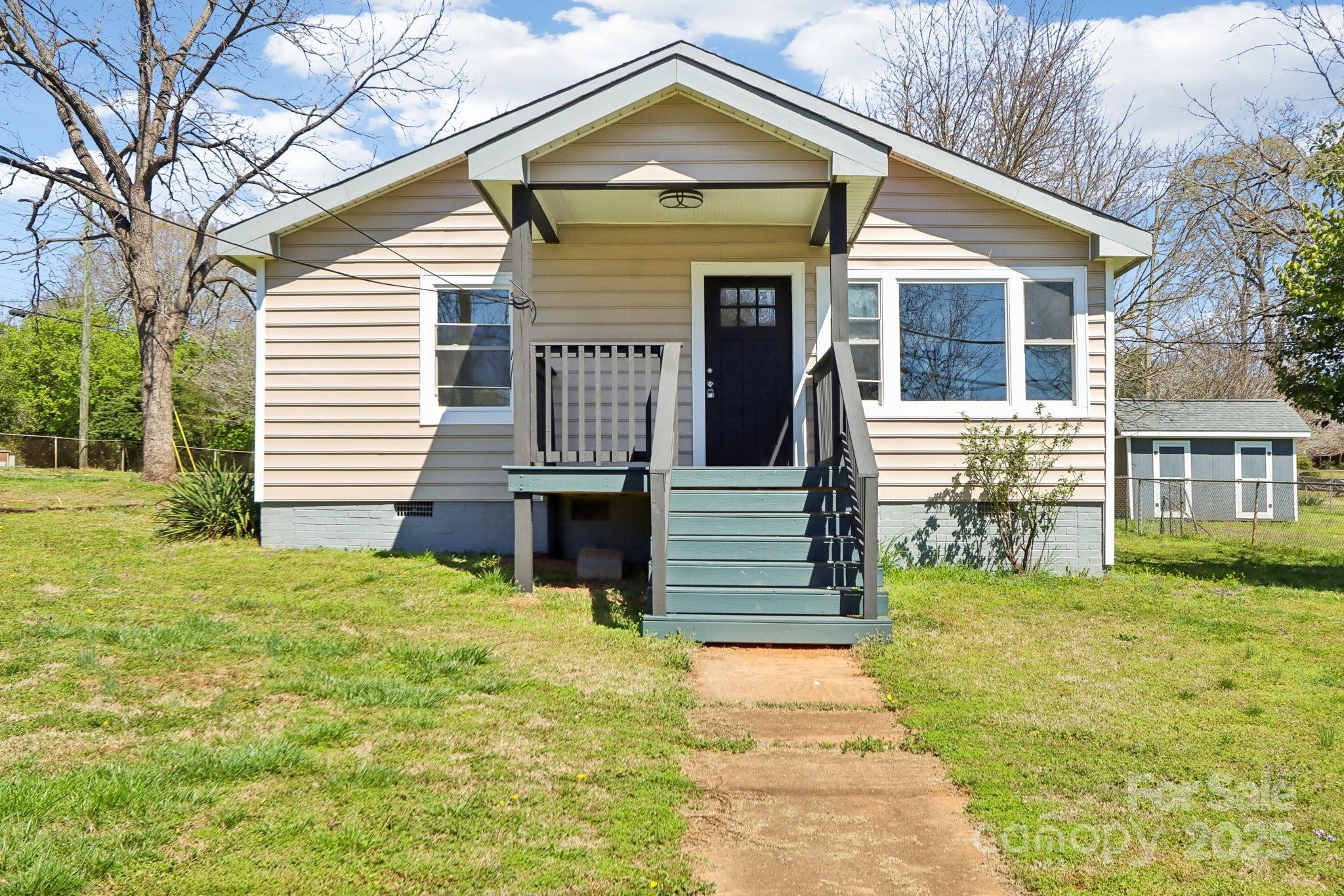 604 Rankin Avenue Mount Holly NC 28120