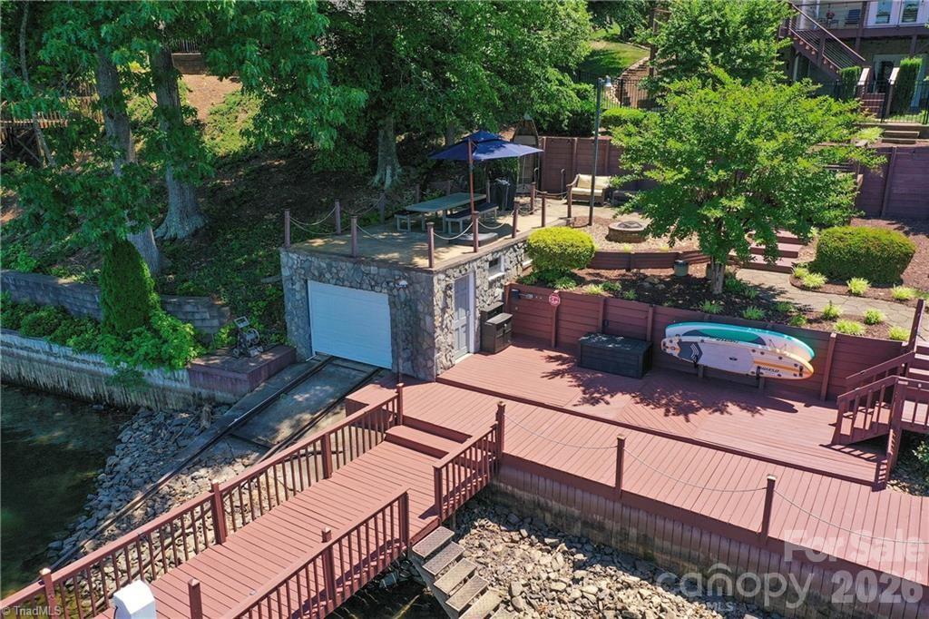 1332 Lake Drive 9 Drive Lexington NC 27292