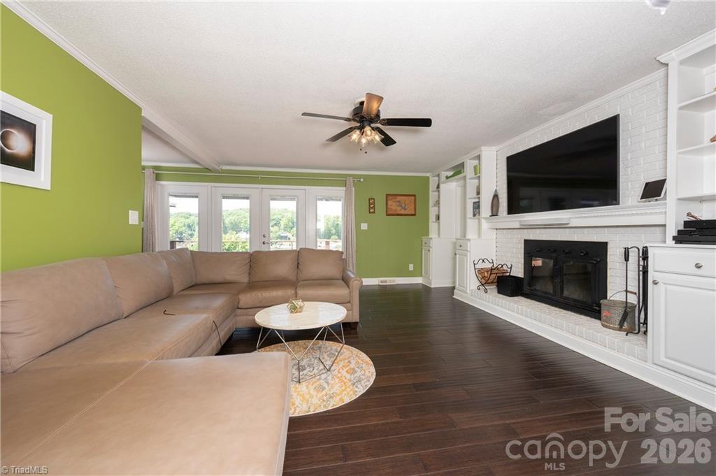 1332 Lake Drive 9 Drive Lexington NC 27292