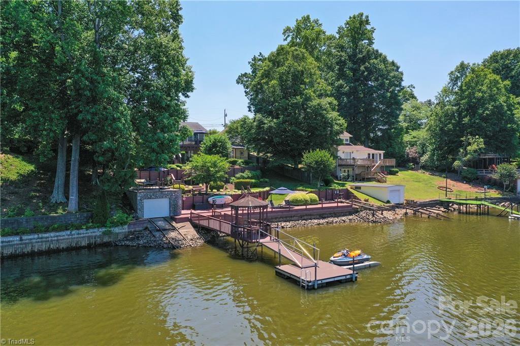1332 Lake Drive 9 Lexington NC 27292