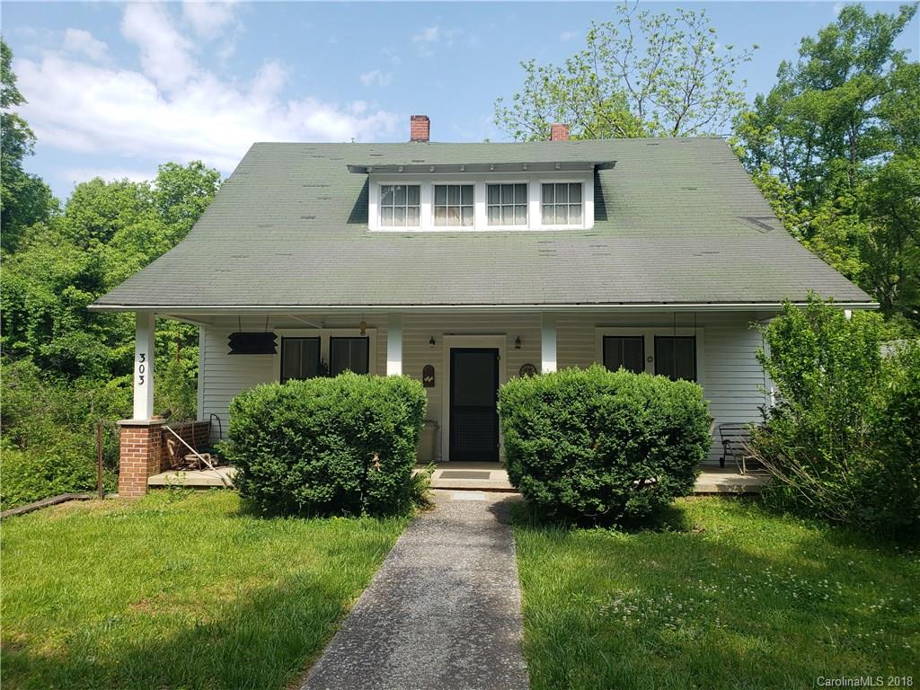 303 Greenville Street Saluda NC 28773