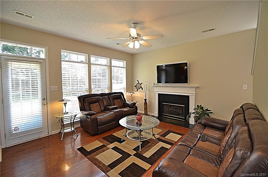 9824 Coriander Court Charlotte NC 28215