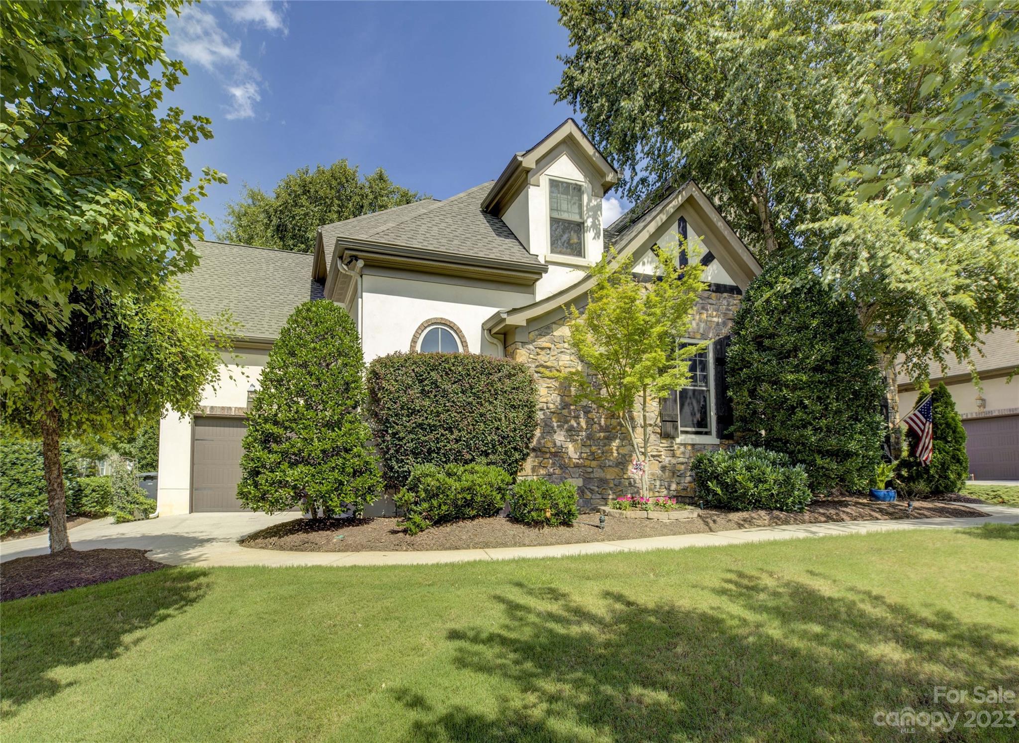 10303 Wabeek Court Charlotte NC 28278