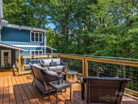 135 Dogwood Drive Brevard NC 28712