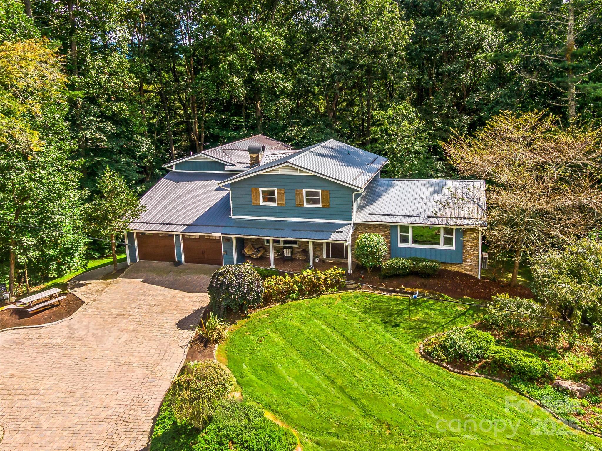 135 Dogwood Drive Brevard NC 28712