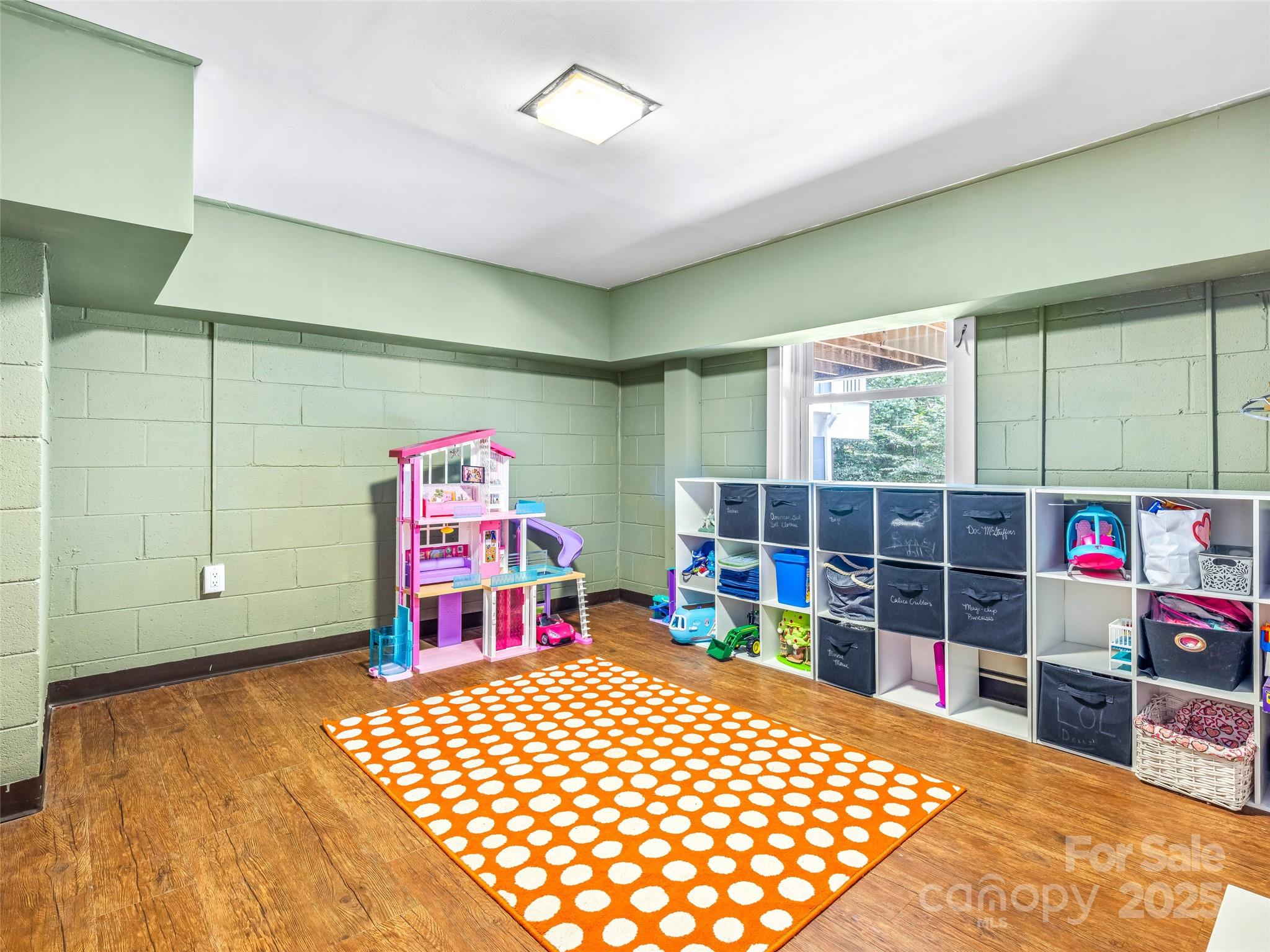 135 Dogwood Drive Brevard NC 28712