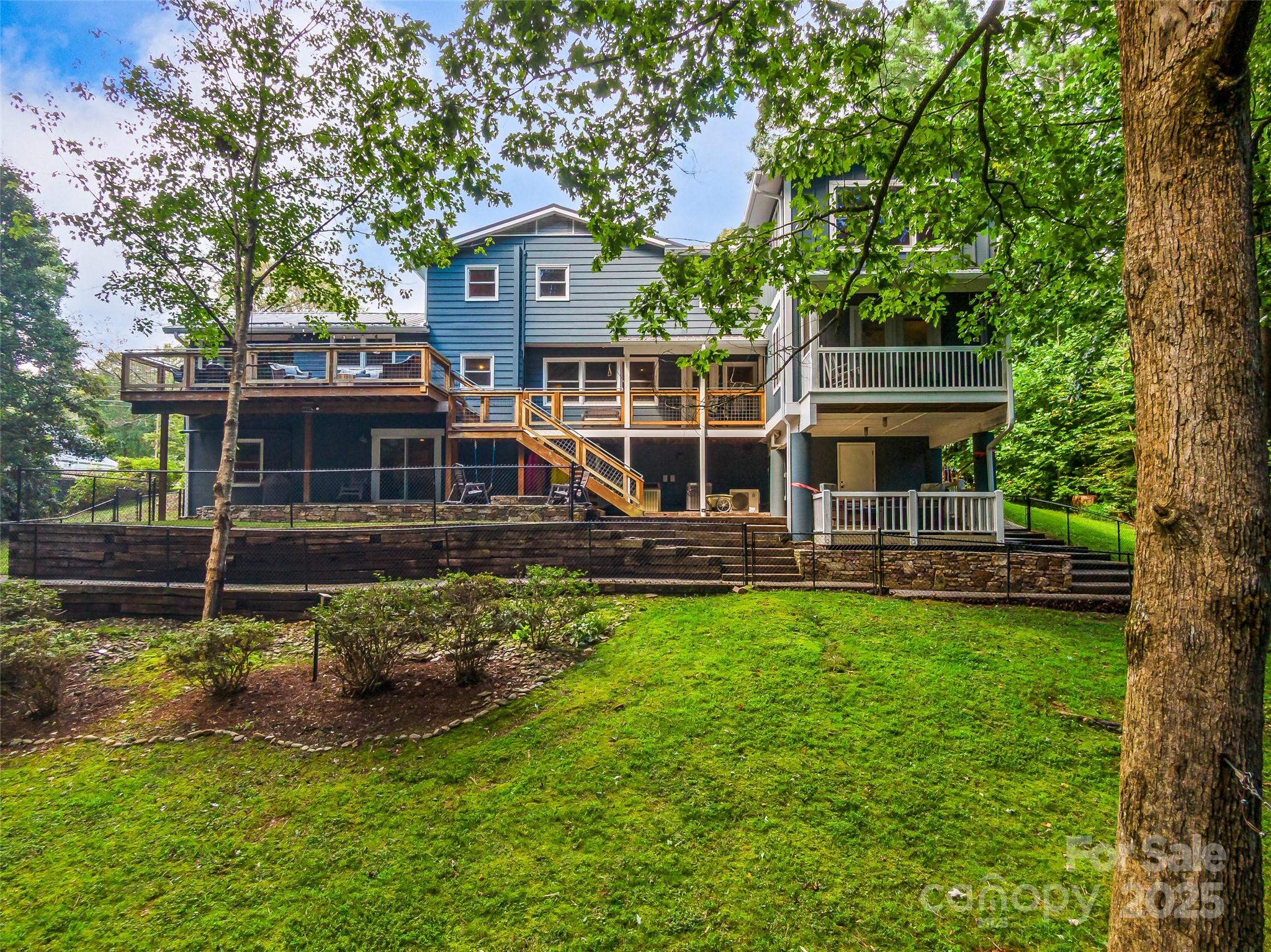 135 Dogwood Drive Brevard NC 28712