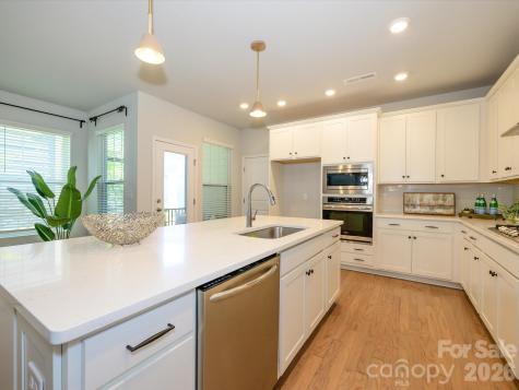 339 Ladybird Lane Pineville NC 28134