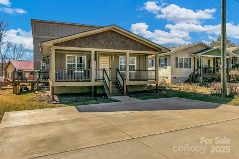 215 E Oakview Road Asheville NC 28806