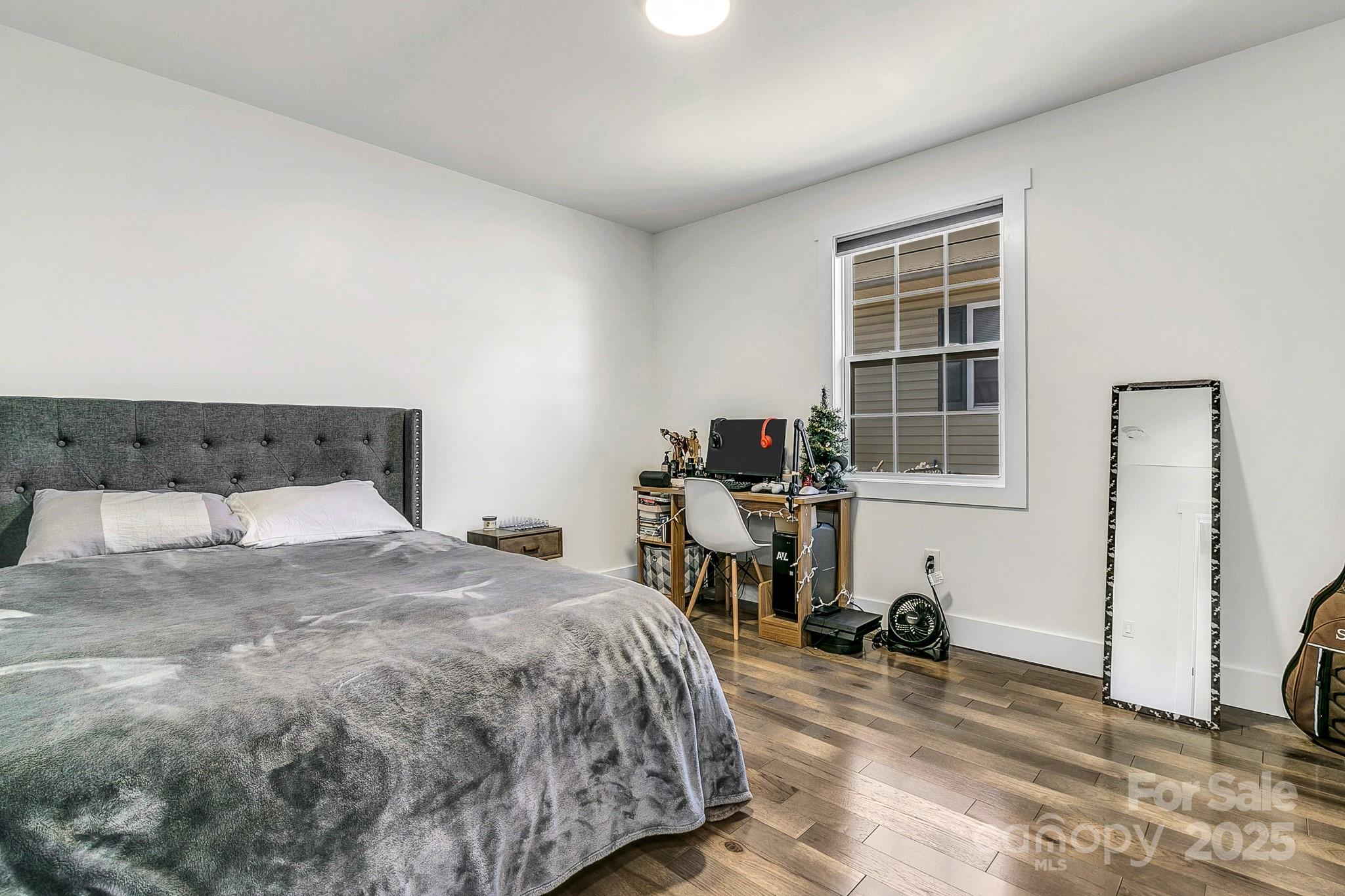 215 E Oakview Road Asheville NC 28806