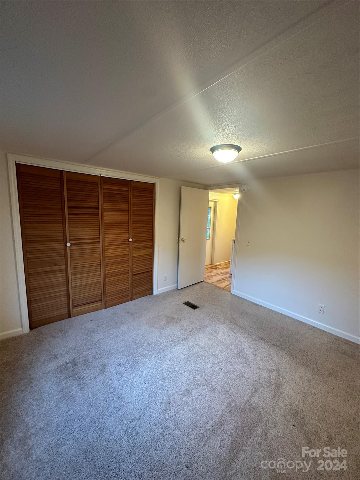 320 Board Tree Road Marshall NC 28753