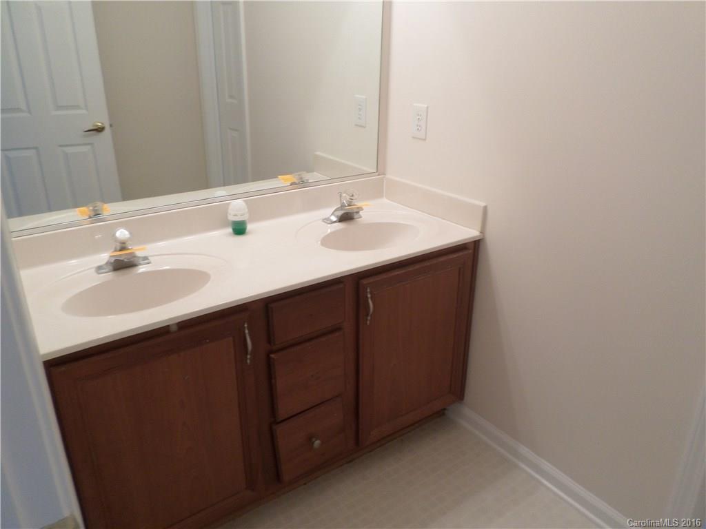 5333 Fairgrove Lane Harrisburg NC 28075