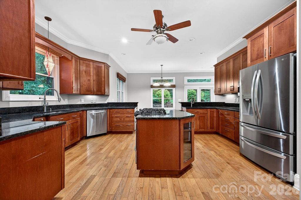 94 Oak Hollow Drive Asheville NC 28805