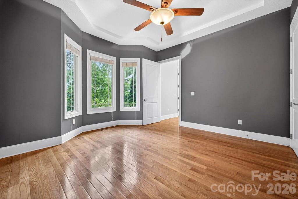 94 Oak Hollow Drive Asheville NC 28805